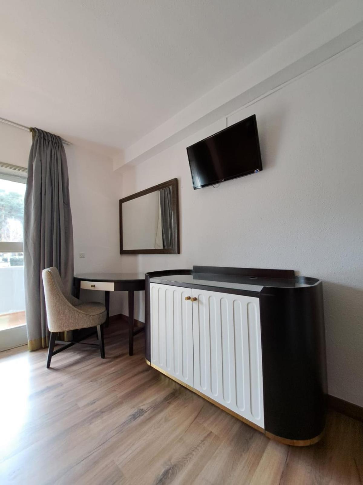 La Casona Del Pinar Albergue San Rafael Εξωτερικό φωτογραφία