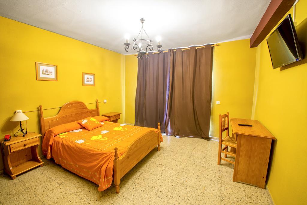 La Casona Del Pinar Albergue San Rafael Εξωτερικό φωτογραφία